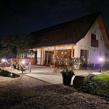 שנטילי Rooms & Wine Lilek מראה חיצוני תמונה